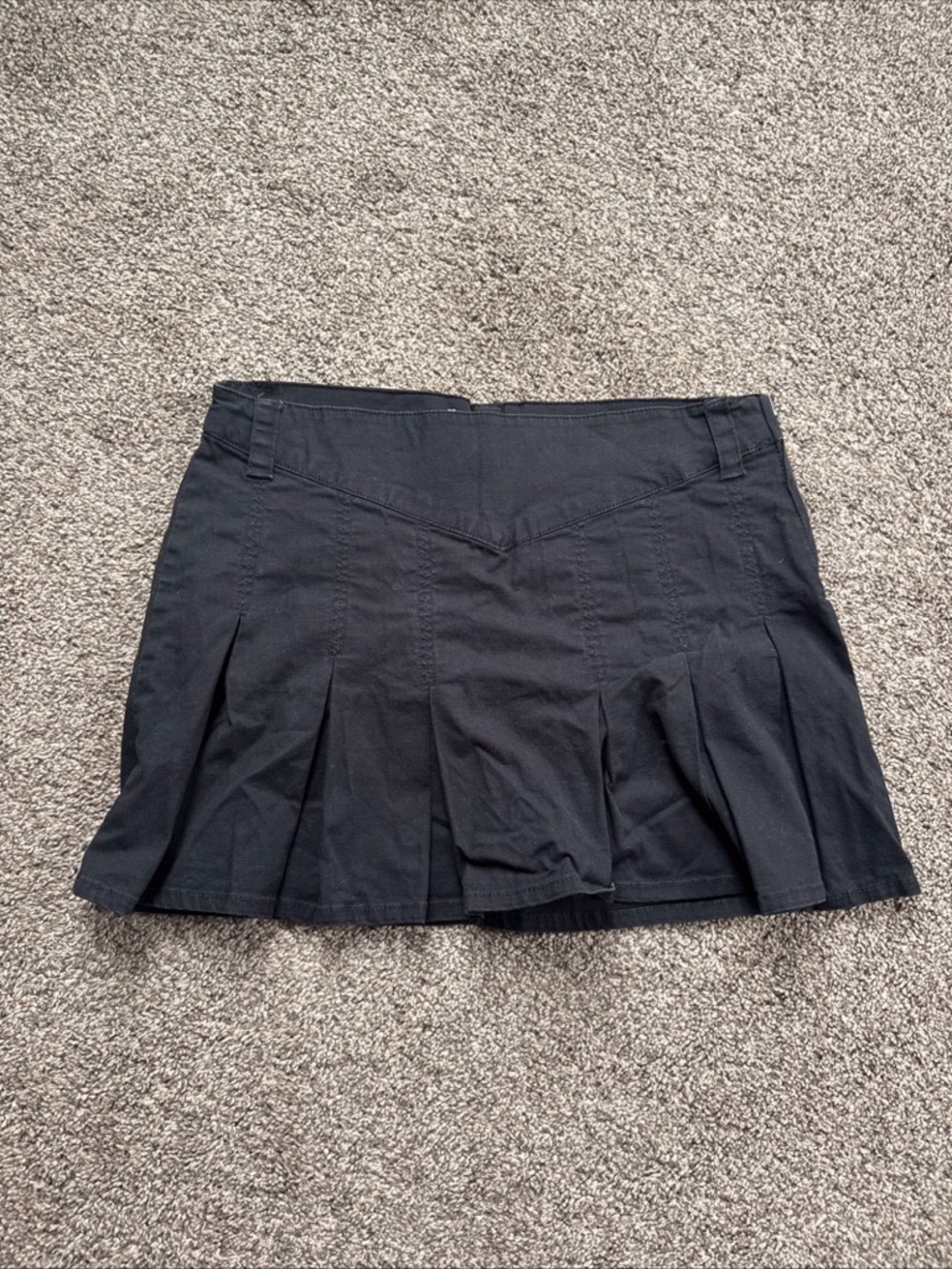 Tommy Jeans Women’s Size 5 Black Pleated Mini Skirt Side Zip Back Pockets EUC